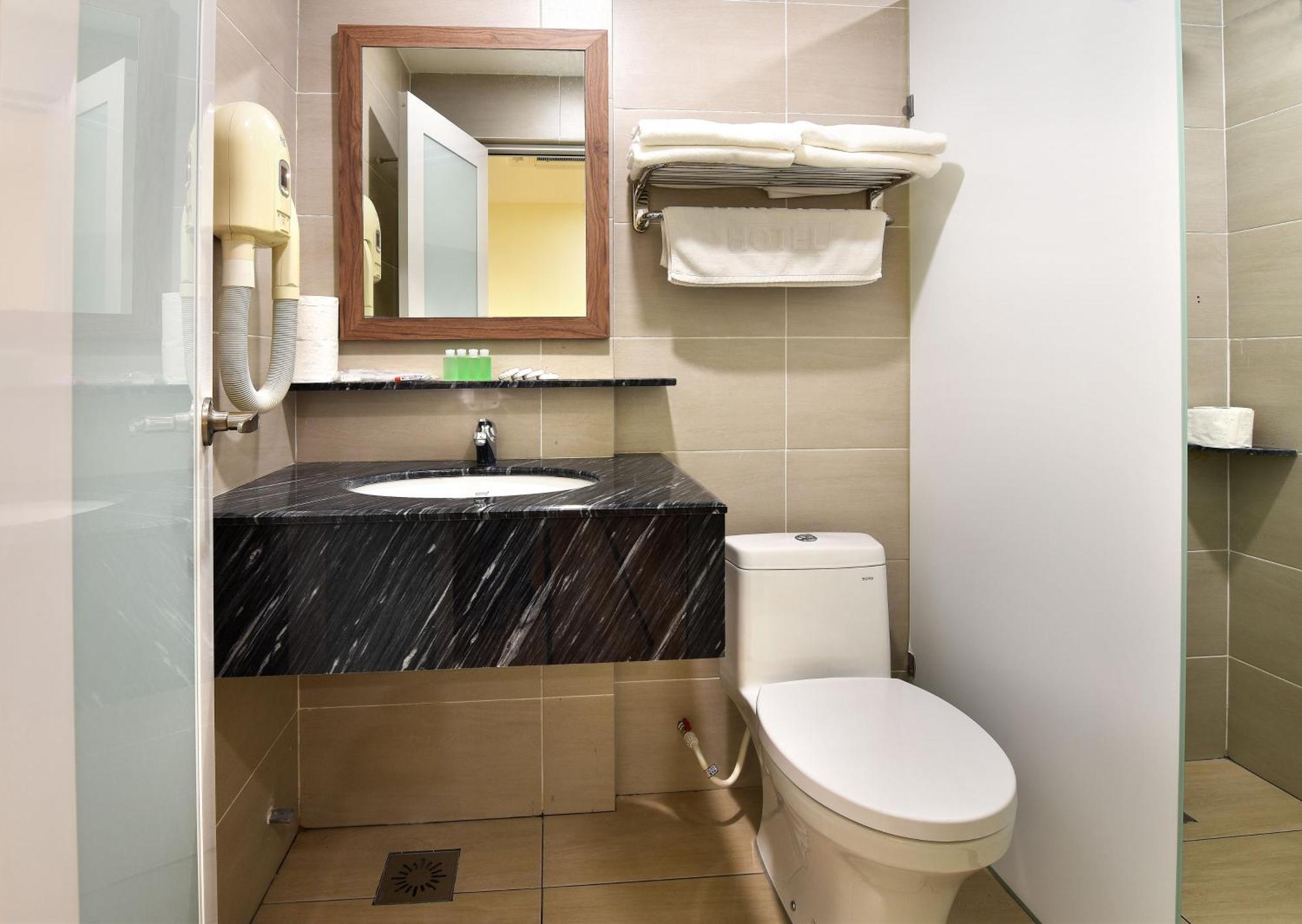 Yangtze Hotel 长江酒店 Johor Bahru Room photo